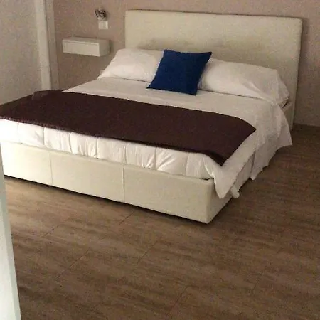 Juna'S Guest House Rome Exterior photo